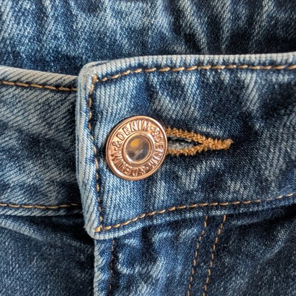 H&M & Denim Vintage Slim High Waist Jeans Medium Blue Wash Size 8 Casual - Picture 6 of 10